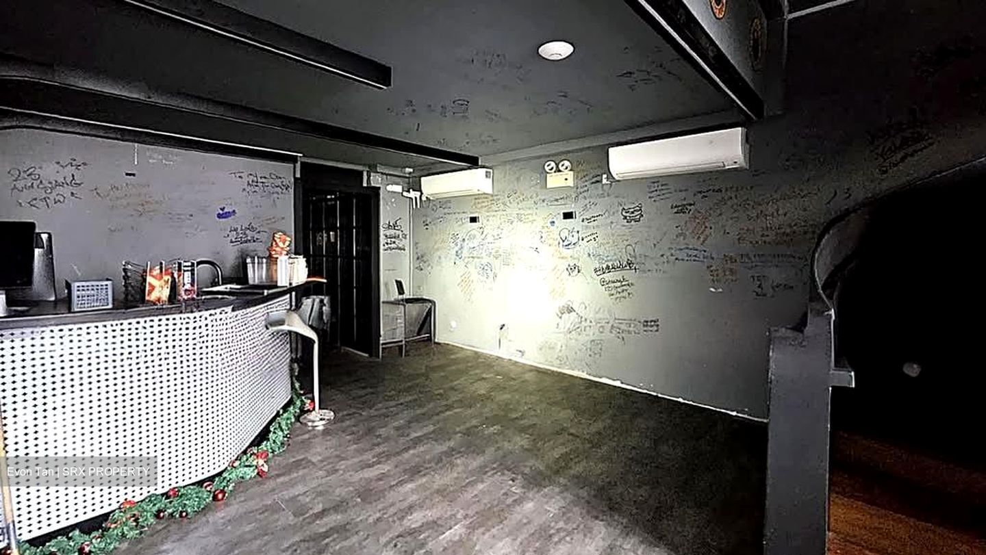 Telok Ayer Conservation Area (D1), Retail #591241181